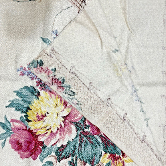 Vintage Fabric Remnant Red Pink Green Cabbage Rose Floral Mid Century Designer - Picture 3 of 5